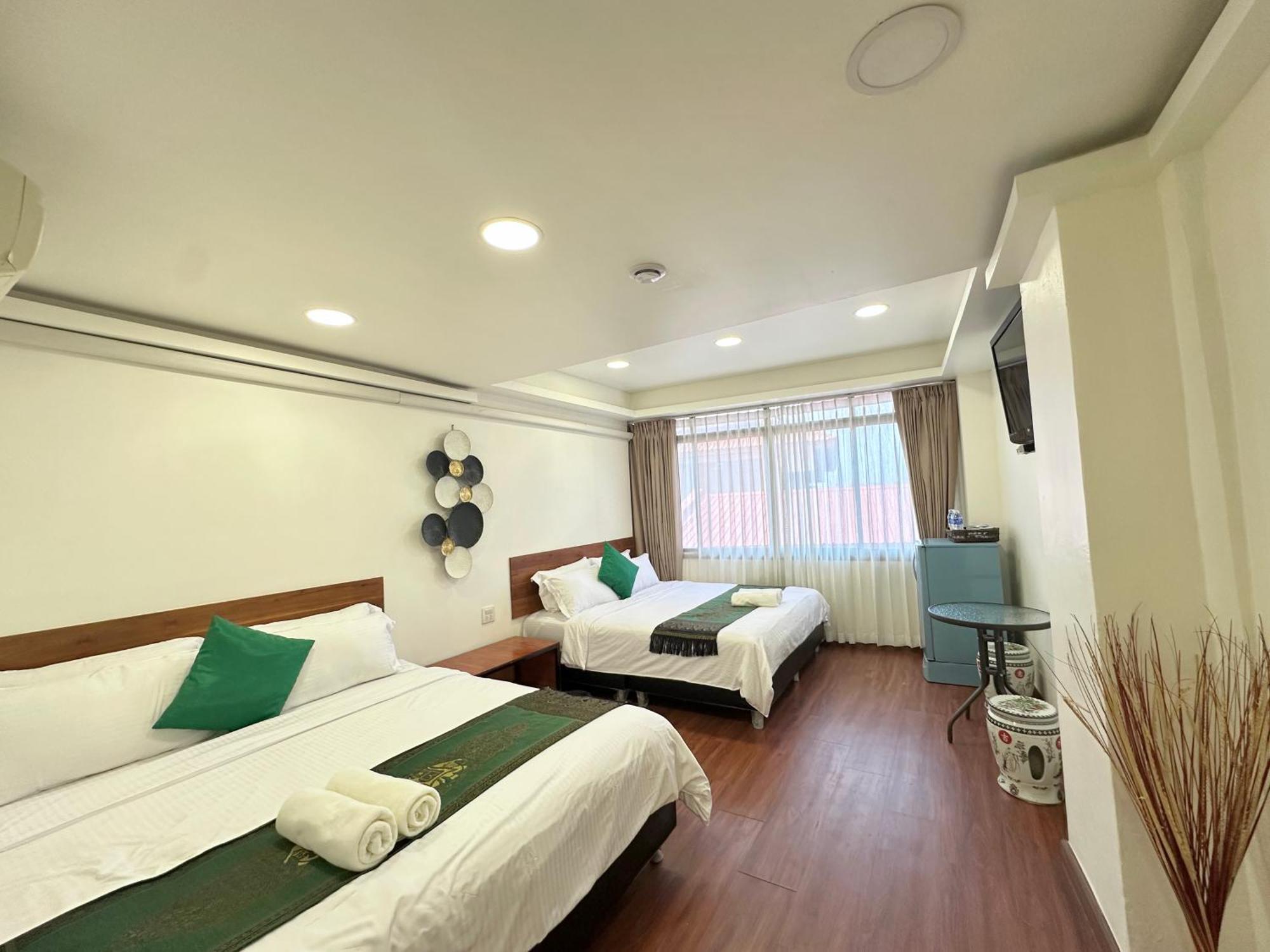 Longzhu Guesthouse Bangkok Luaran gambar