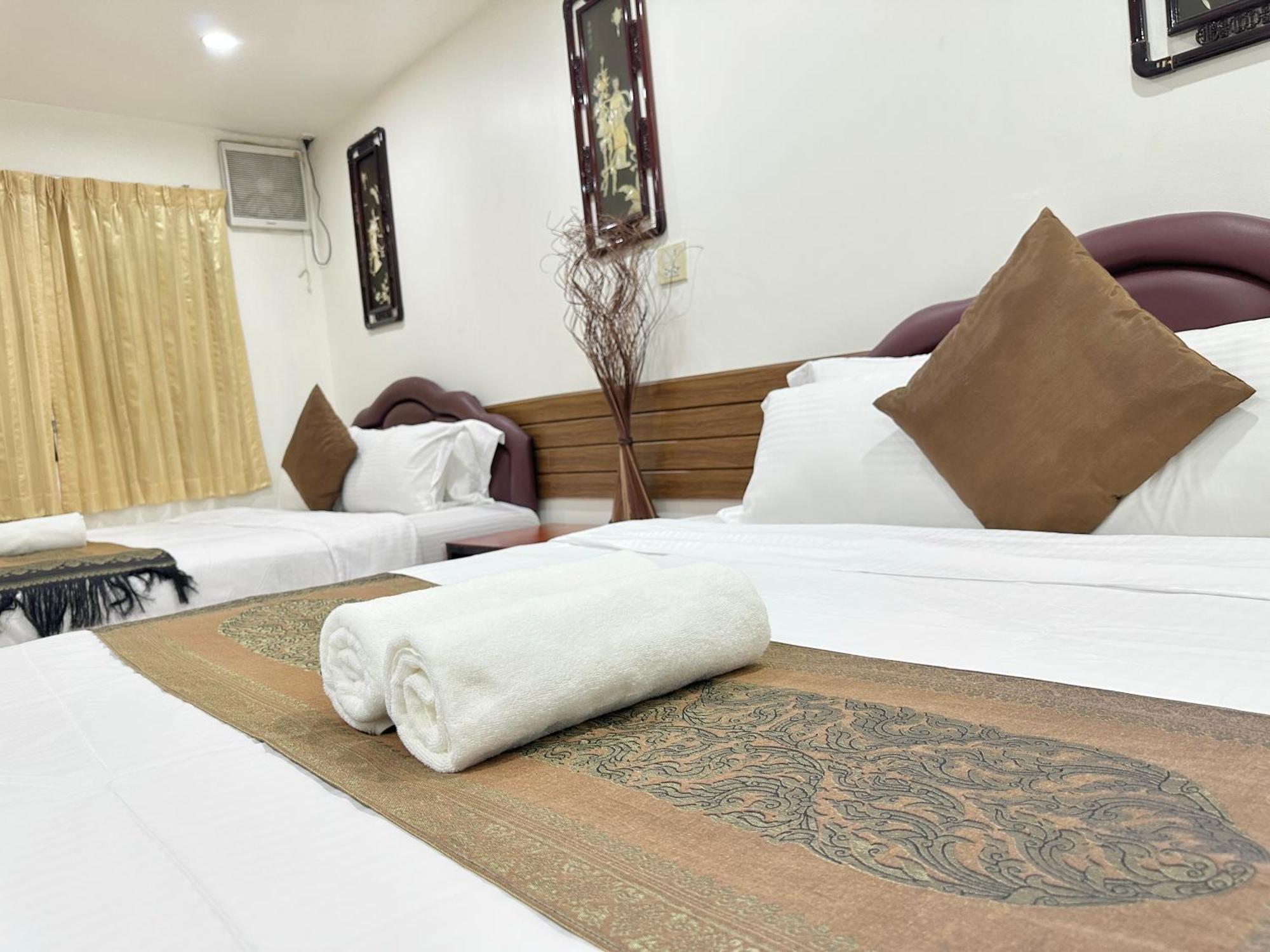 Longzhu Guesthouse Bangkok Luaran gambar