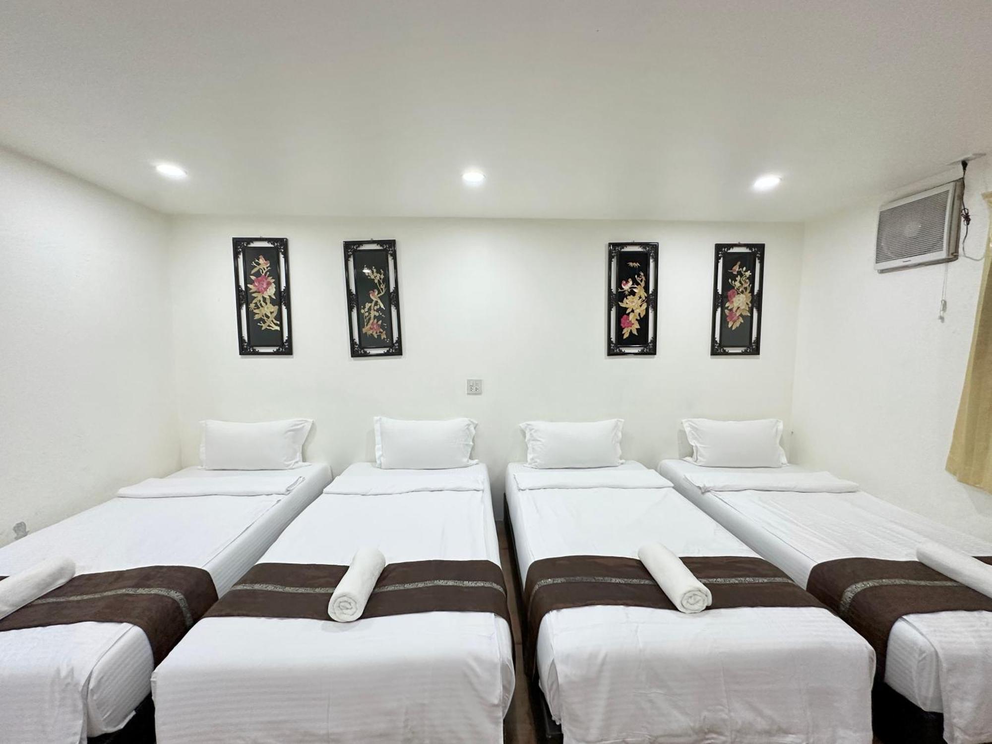 Longzhu Guesthouse Bangkok Luaran gambar