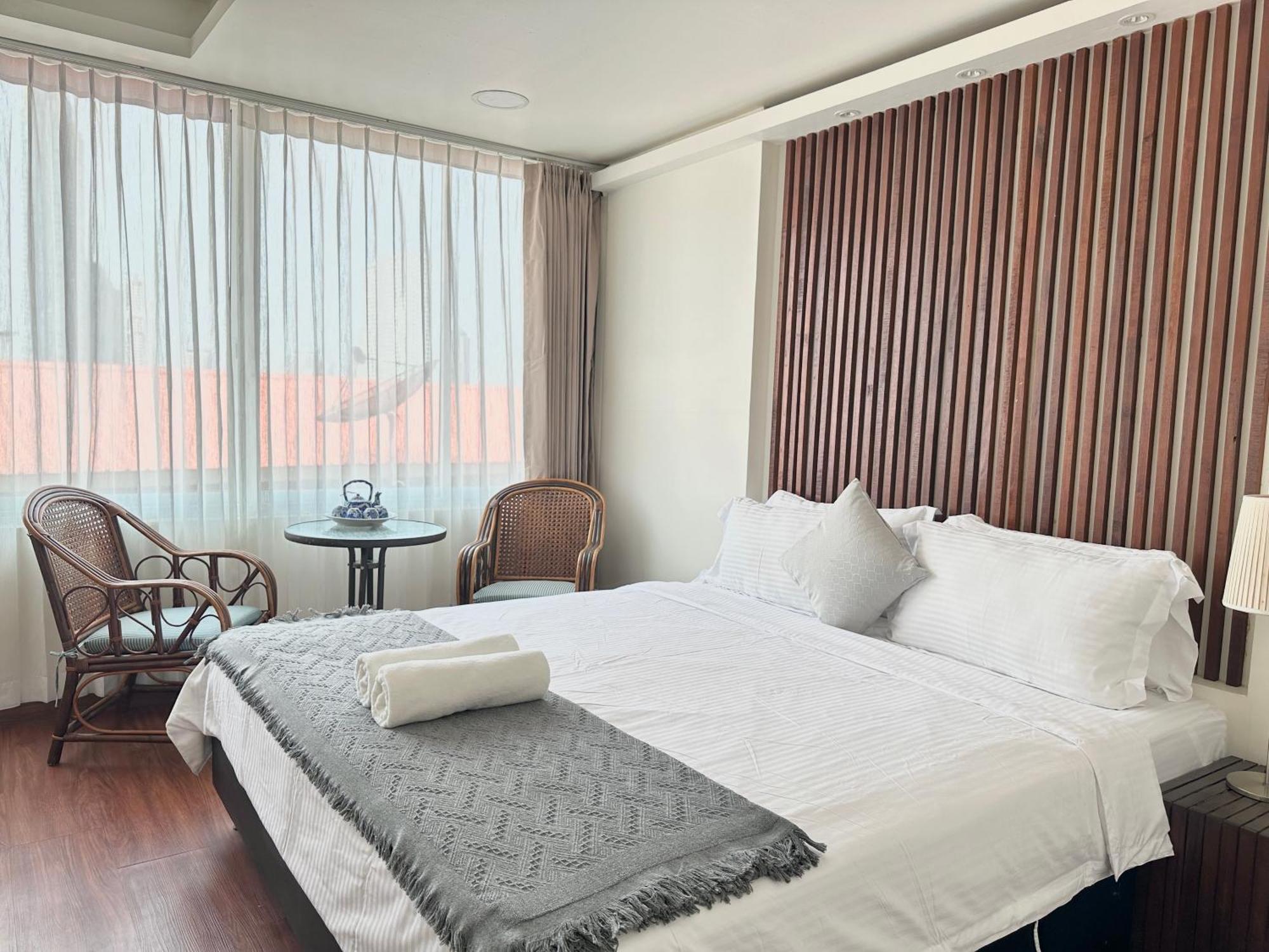 Longzhu Guesthouse Bangkok Luaran gambar