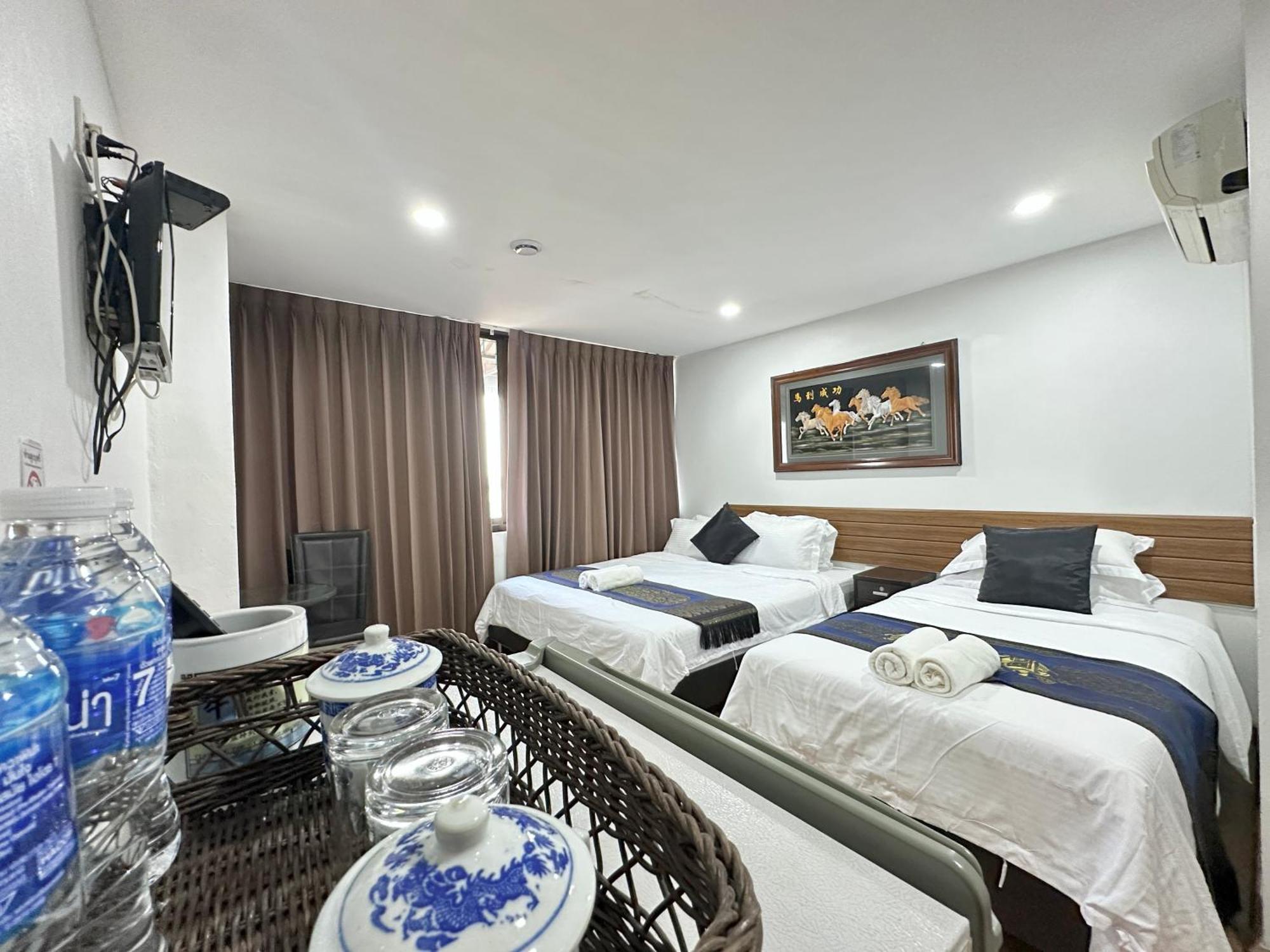 Longzhu Guesthouse Bangkok Luaran gambar