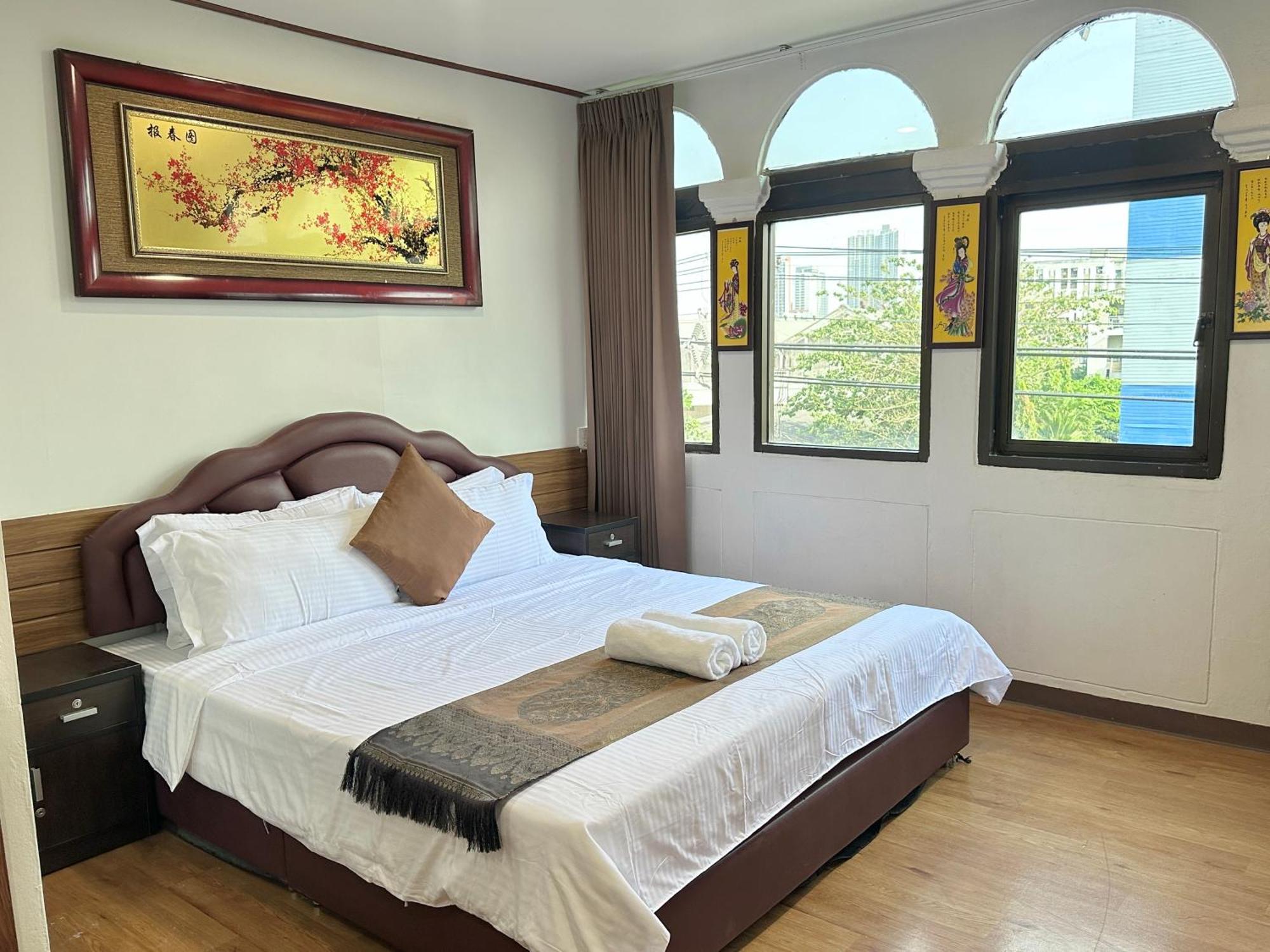 Longzhu Guesthouse Bangkok Luaran gambar